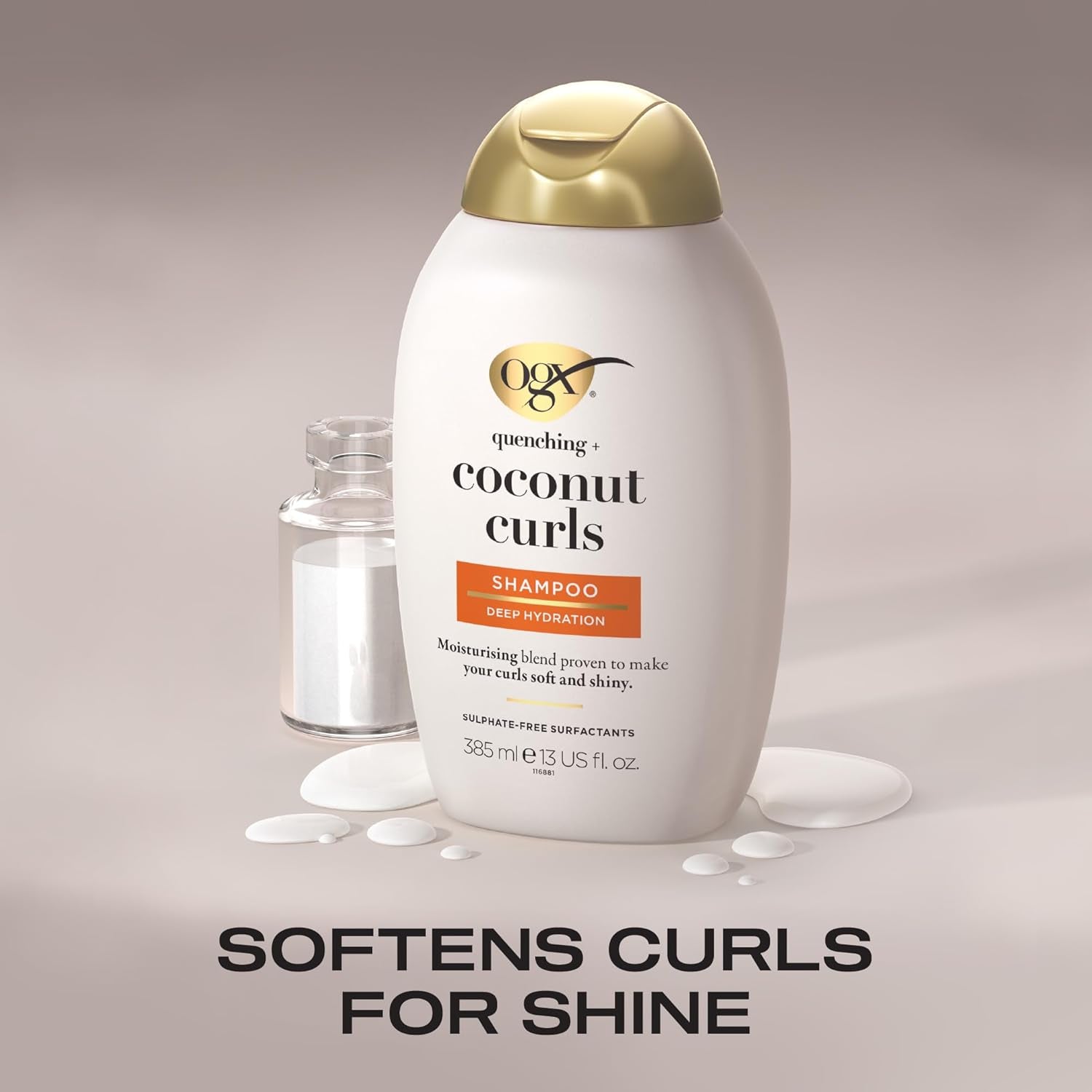 OGX Quenching + Coconut Curls Shampoo, Feuchtigkeitsspendendes Locken Shampoo Mit Kokosöl, Zitronenöl & Honig, Haarpflege Shampoo Ohne Sulfate, Haarshampoo Für Glänzende, Definierte Locken (385 Ml)